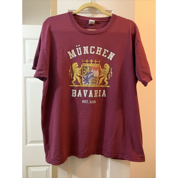 Munchen Bavaria Est 1158 Red T-Shirt Size XL - Picture 1 of 4